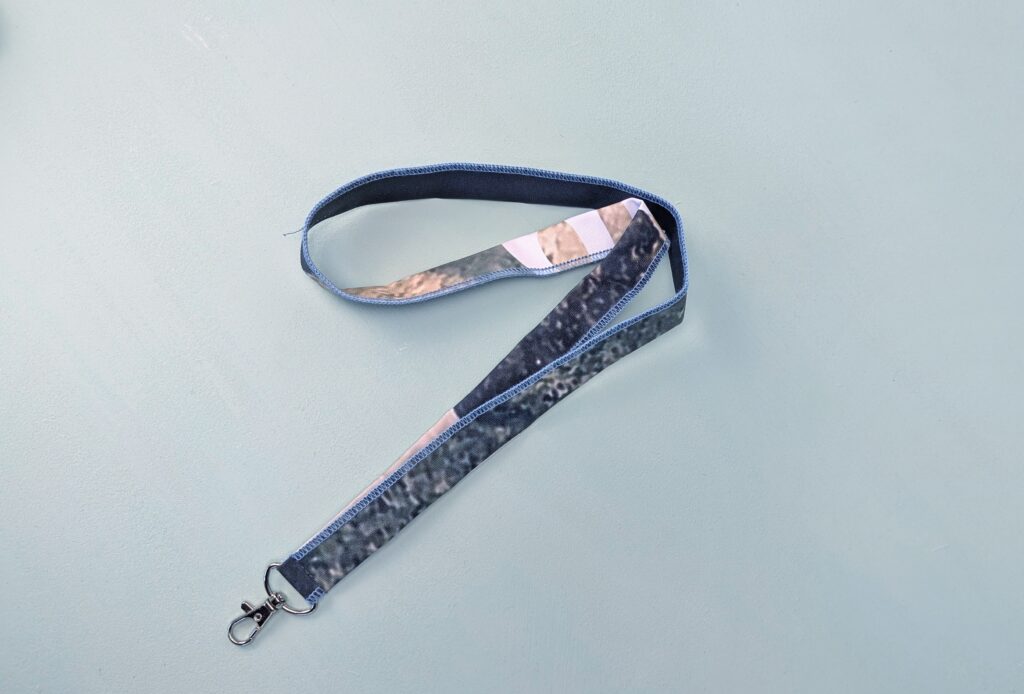 lanyard 2