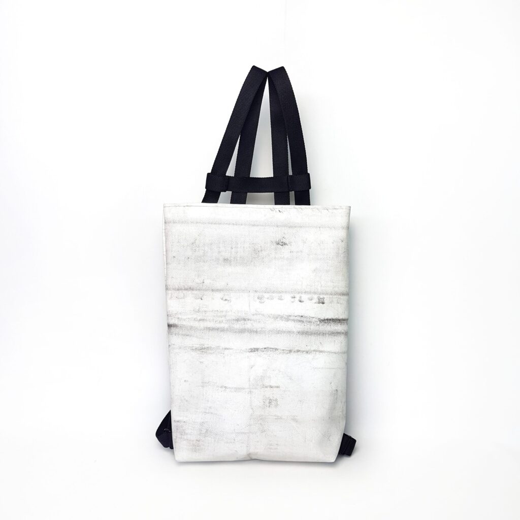 rucksack simple plane 20221028 124920 2 scaled